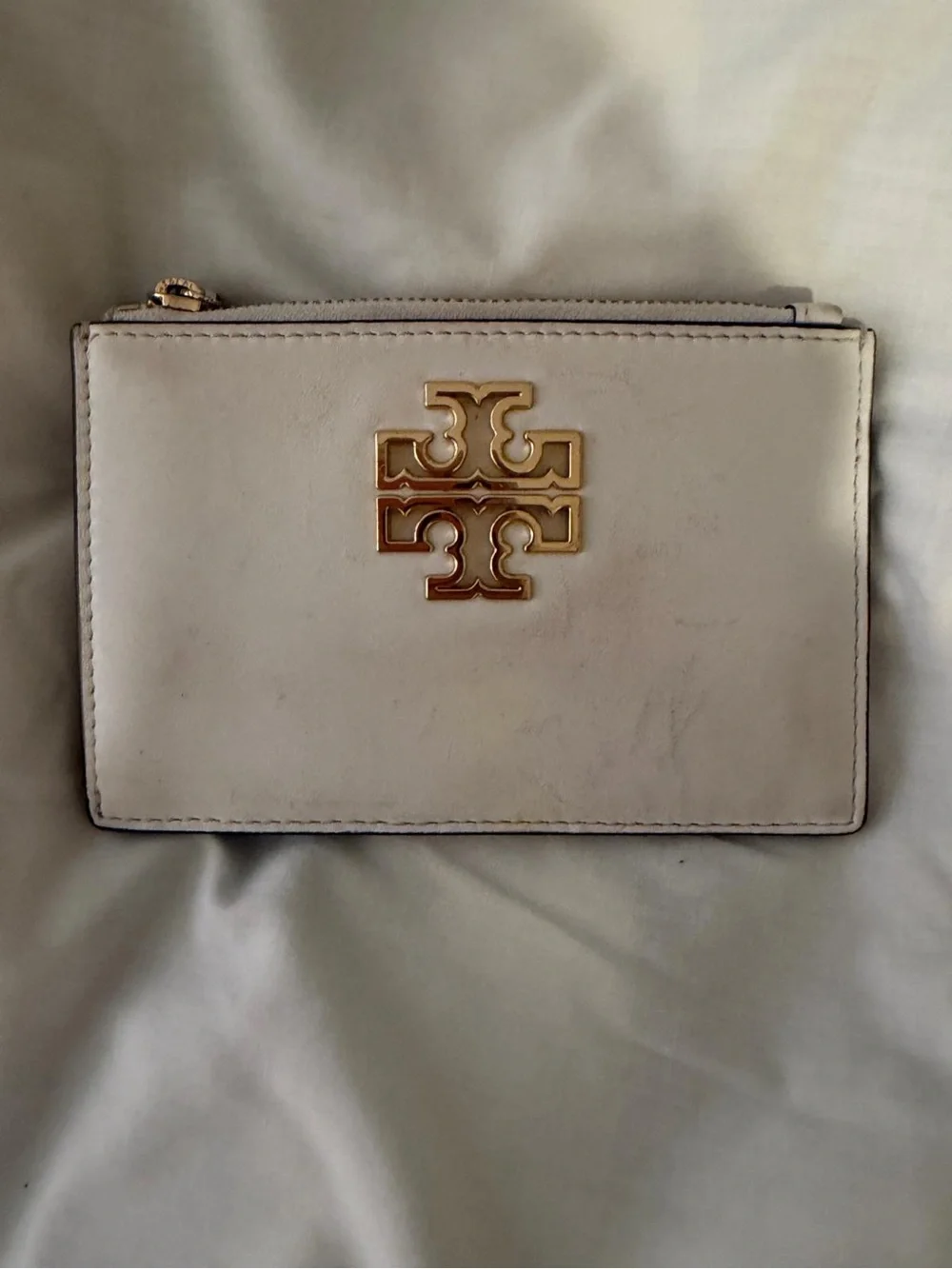 Tory Burch Cream Leather Card Case with Gold Logo Plaque